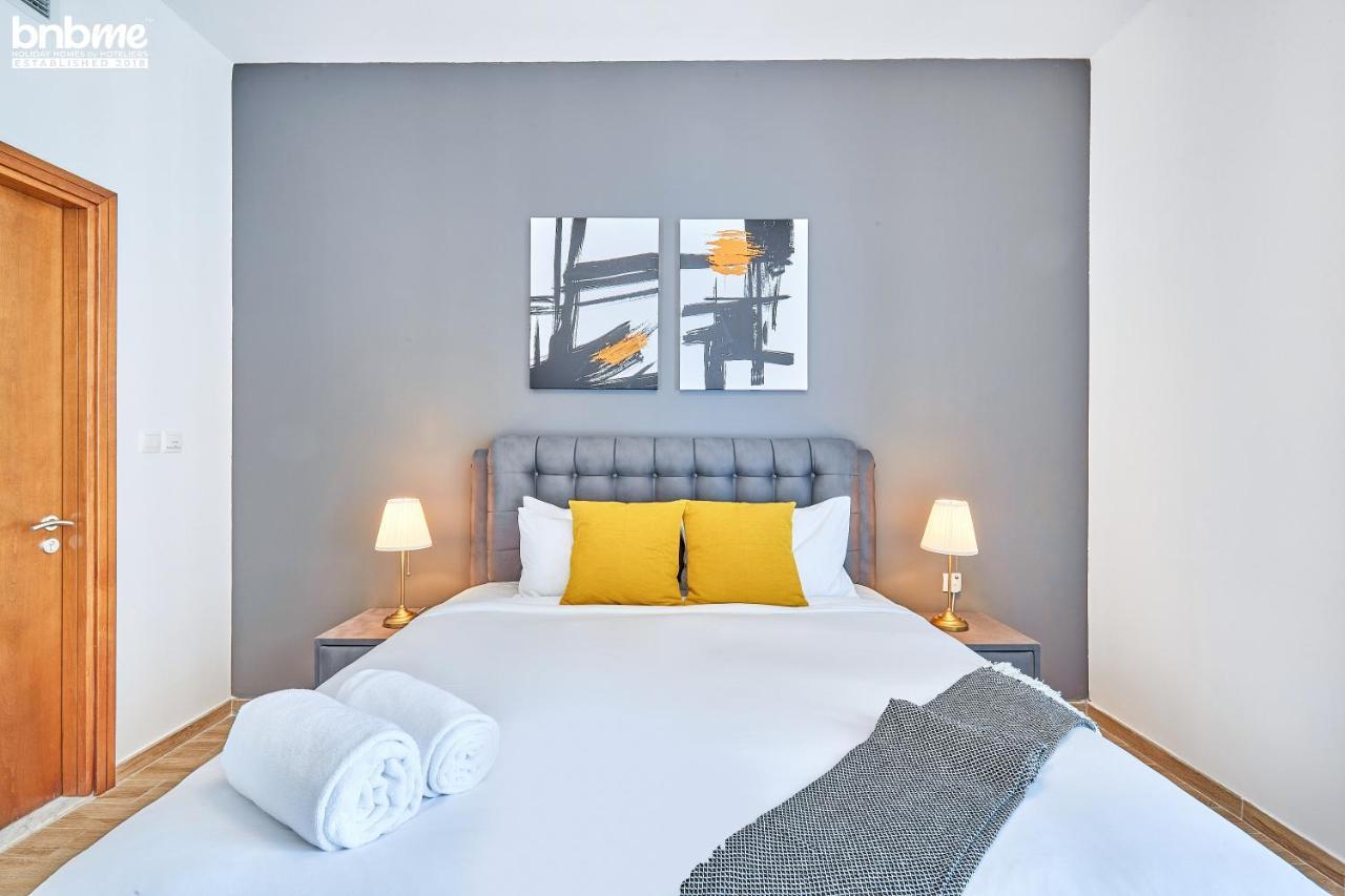 Bnbmehomes - Modern Interior 2 Bedroom - Al Habtoor - 4053 * Dubai